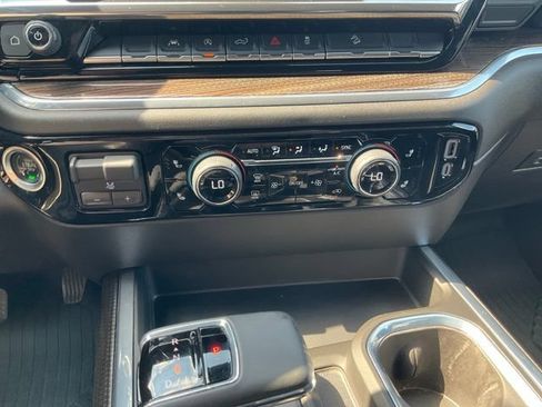 Used 2024 Chevrolet Silverado 1500 RST w/ Convenience Package II AWD/4WD image 7