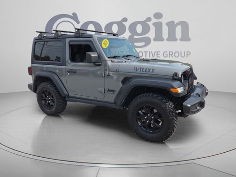 Used 2021 Jeep Wrangler Sport AWD/4WD image 7