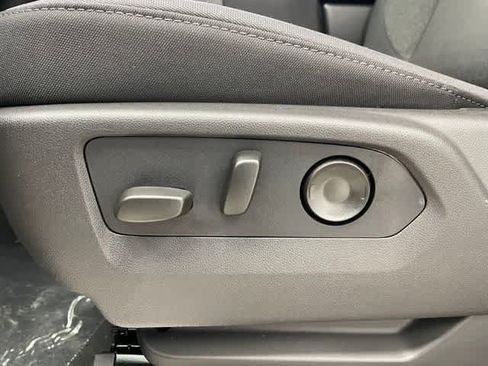 New 2026 Chevrolet Silverado 1500 LT AWD/4WD image 9