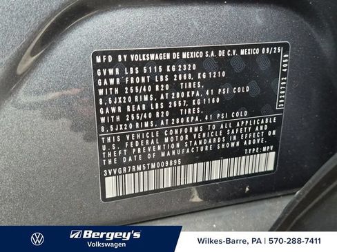 Certified 2026 Volkswagen Tiguan SE R-Line AWD/4WD image 31