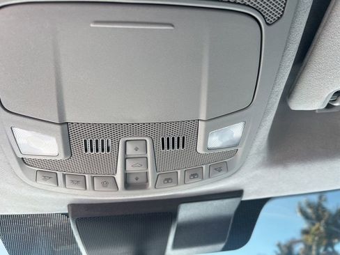 Used 2022 Ford F450 Limited w/ FX4 Off-Road Package image 71