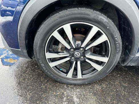 Used 2020 Nissan Kicks SV image 10