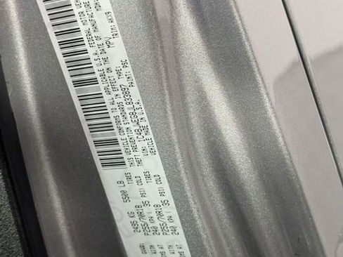 Used 2018 Jeep Wrangler Unlimited Sahara image 31