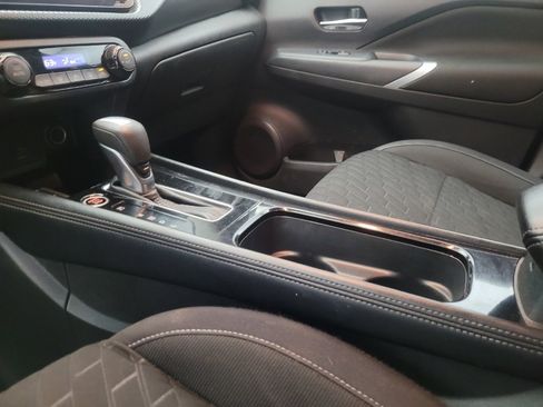 Used 2022 Nissan Kicks SV image 26