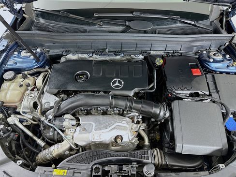 Certified 2023 Mercedes-Benz GLB 250 image 30