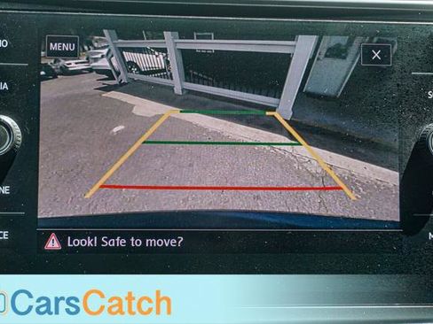 Used 2019 Volkswagen Atlas SE image 30