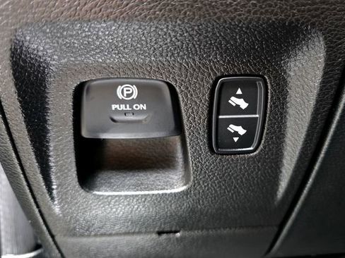 Certified 2020 RAM 1500 Laramie image 31