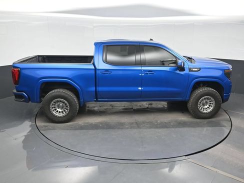 Used 2022 GMC Sierra 1500 Elevation w/ Elevation Premium Package AWD/4WD image 22