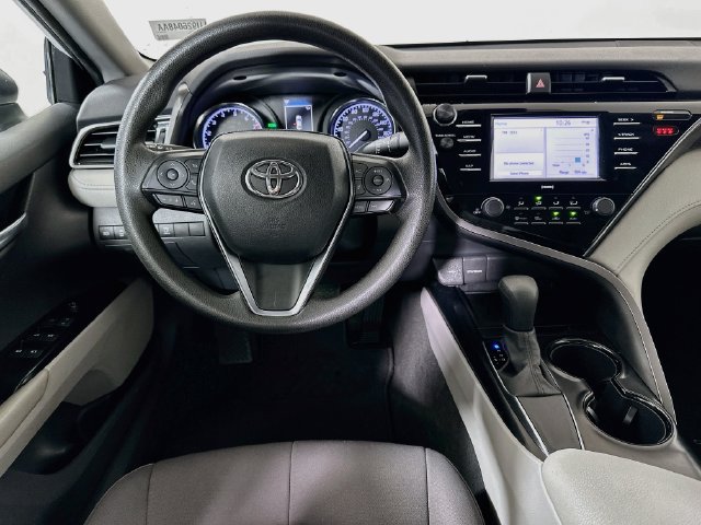 Used 2020 Toyota Camry LE w/ Convenience Package FWD image 22