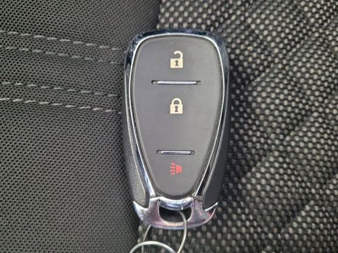 Used 2019 Chevrolet Blazer LT FWD image 32