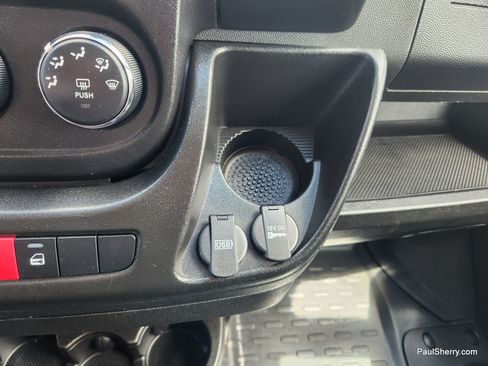 Used 2021 RAM ProMaster 2500 w/ Premium Appearance Group FWD image 51