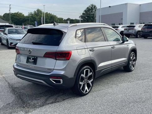 Certified 2023 Volkswagen Taos SEL AWD/4WD image 8