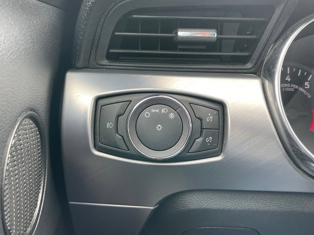 Used 2018 Ford Mustang Premium RWD image 47