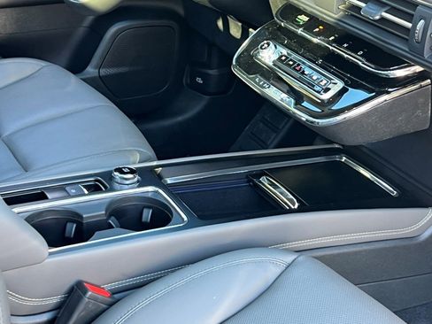 New 2026 Lincoln Corsair Grand Touring image 10