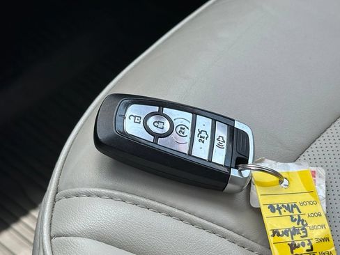 Used 2018 Ford Explorer Platinum AWD/4WD image 39