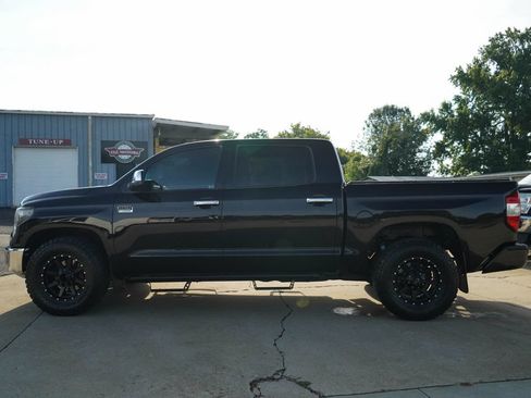 Used 2017 Toyota Tundra Platinum AWD/4WD image 25