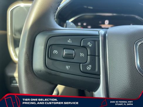 Used 2025 GMC Sierra 1500 SLT w/ SLT Premium Plus Package AWD/4WD image 25