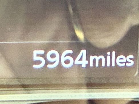 Used 2025 Nissan Versa SV w/ Trunk Package image 8