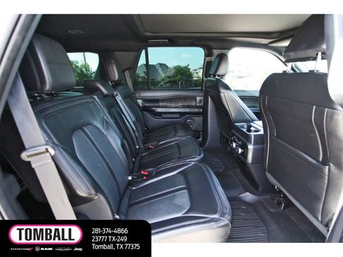 Used 2021 Ford Expedition Limited RWD image 9
