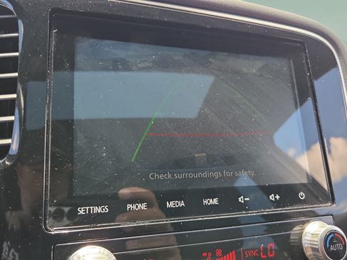 Used 2020 Mitsubishi Outlander SE FWD image 22