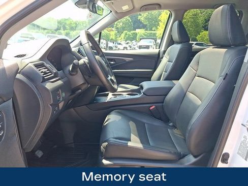 Used 2025 Honda Ridgeline RTL image 2