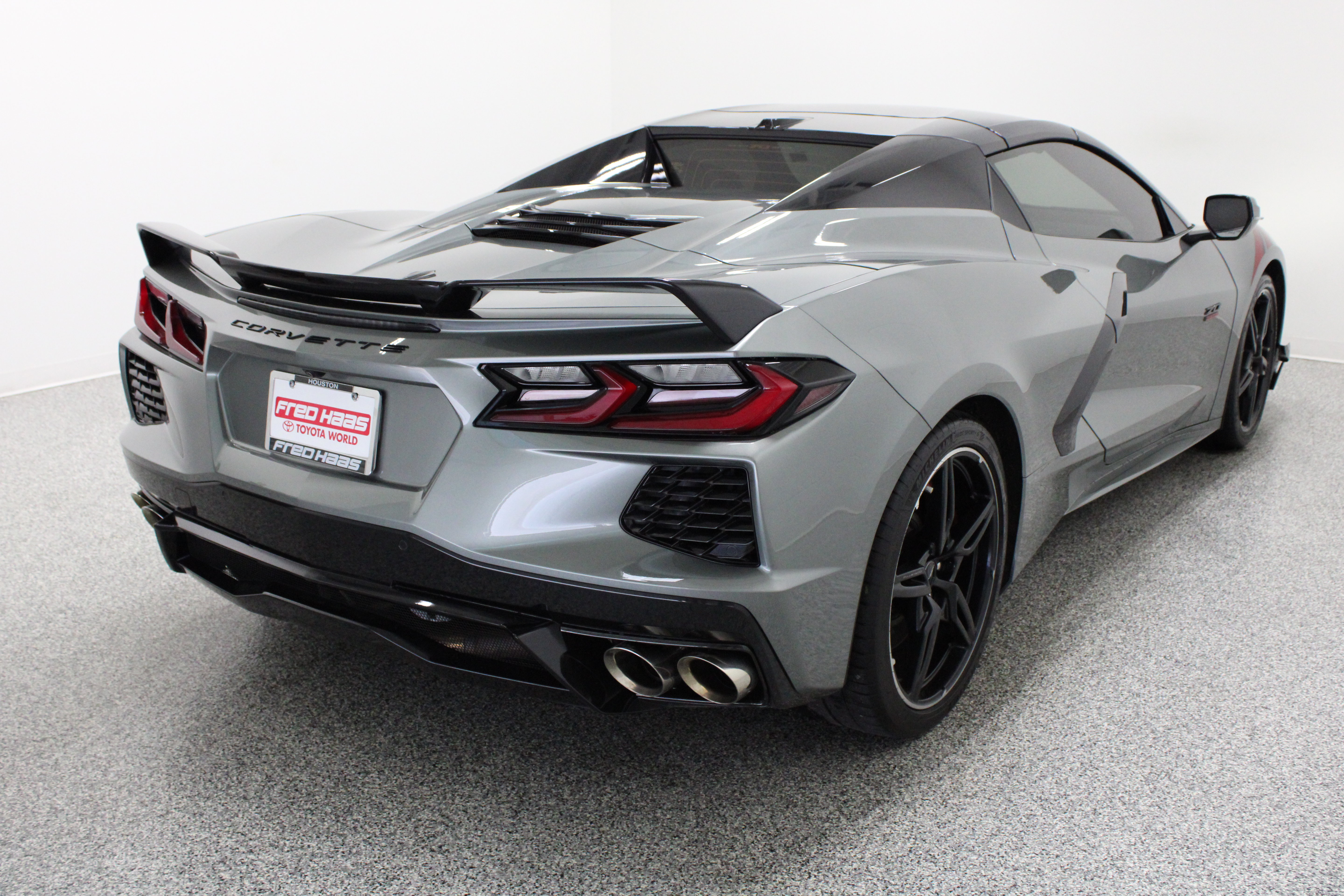 Used 2023 Chevrolet Corvette Stingray Convertible w/ Z51 Performance Package RWD image 7