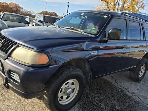 Used 2003 Mitsubishi Montero Sport LS image 1