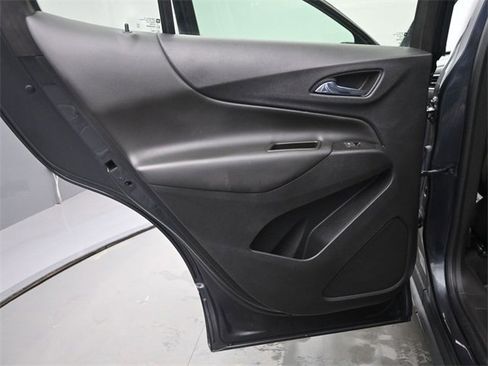 Used 2022 Chevrolet Equinox LT image 14
