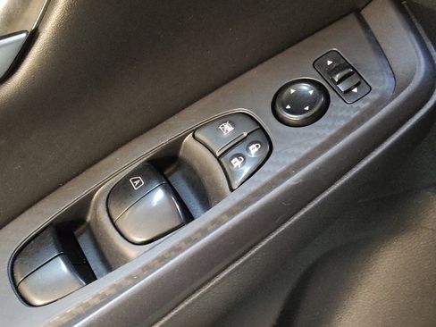 Used 2023 Nissan Sentra SV FWD image 27