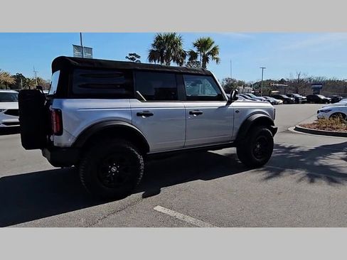 Used 2022 Ford Bronco Wildtrak image 30