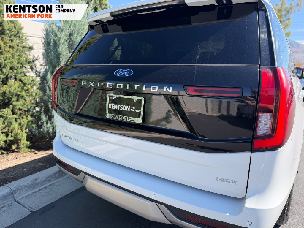Used 2025 Ford Expedition Max Platinum AWD/4WD image 38