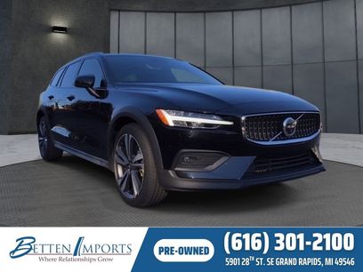 Used 2025 Volvo V60 B5 Cross Country Plus