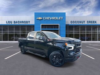 Used 2024 Chevrolet Silverado 1500 LT Trail Boss w/ LT Trail Boss Premium Package AWD/4WD video 1
