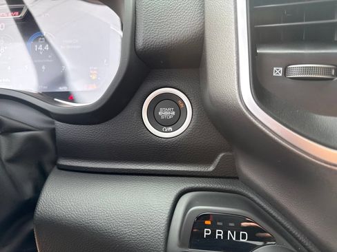 New 2026 RAM 1500 Big Horn AWD/4WD image 15
