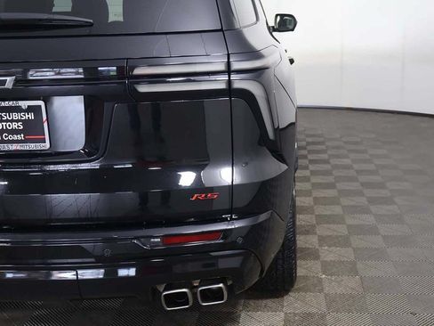 Used 2024 Chevrolet Traverse RS w/ LPO, Floor Liner Package AWD/4WD image 21