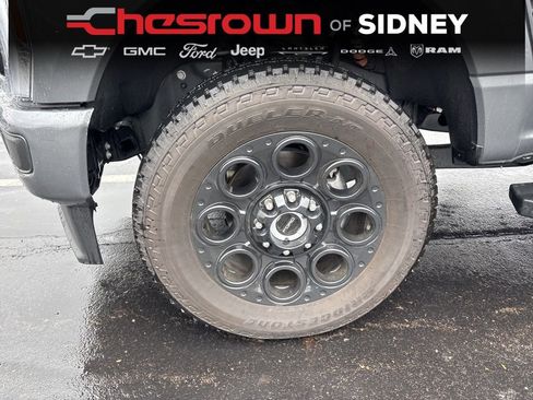 Used 2025 Ford F350 Lariat w/ Black Appearance Package AWD/4WD image 9