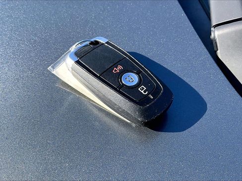 Certified 2020 Ford EcoSport Titanium image 38