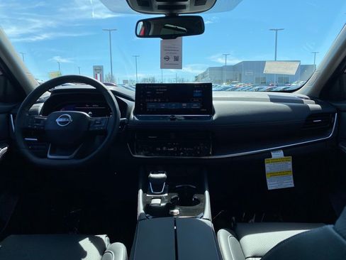 New 2025 Nissan Rogue Platinum w/ Tech Package image 20