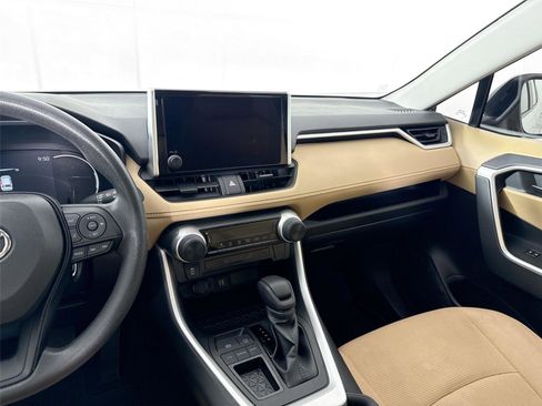 Used 2023 Toyota RAV4 LE image 30