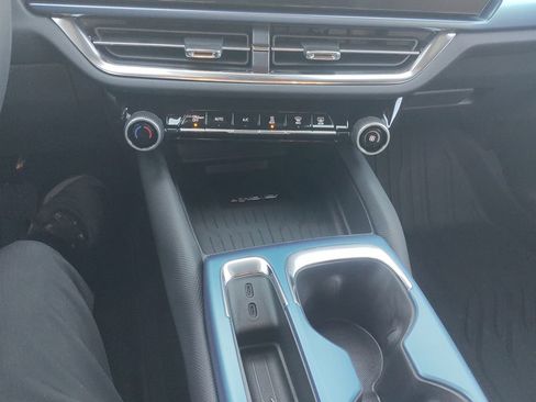 New 2026 Chevrolet Equinox EV LT image 12