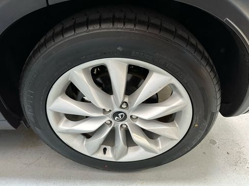 Used 2019 INFINITI QX50 Luxe image 25