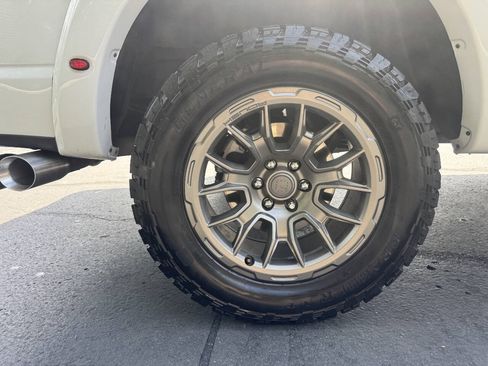 Used 2022 Ford F150 Lariat w/ Equipment Group 502A High AWD/4WD image 23