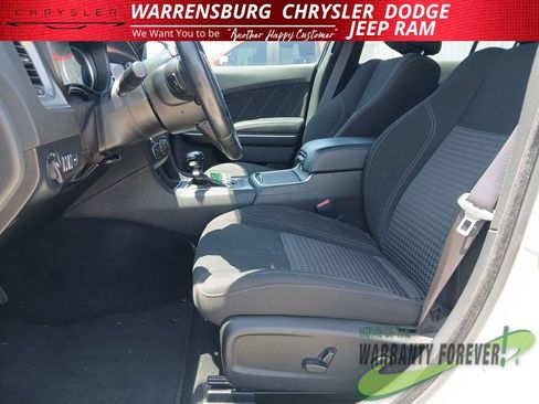 Used 2023 Dodge Charger SXT w/ Cold Weather Package RWD image 12