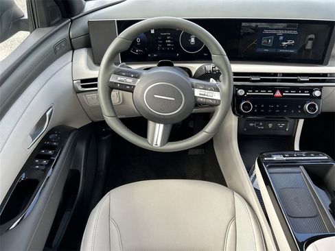 New 2026 Hyundai Tucson Limited image 4