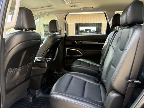 Certified 2021 Kia Telluride S FWD image 21