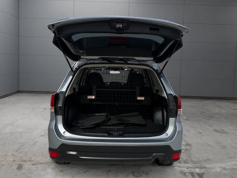 Used 2023 Subaru Forester Premium AWD/4WD image 9
