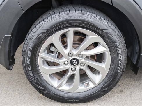 Used 2016 Hyundai Tucson SE w/ Option Group 02 FWD image 13