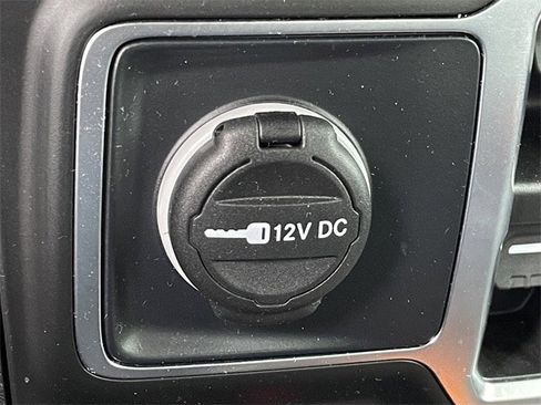 Used 2025 Jeep Wrangler Willys image 20