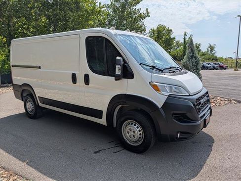 Used 2025 RAM ProMaster 2500 w/ Convenience Group FWD image 7