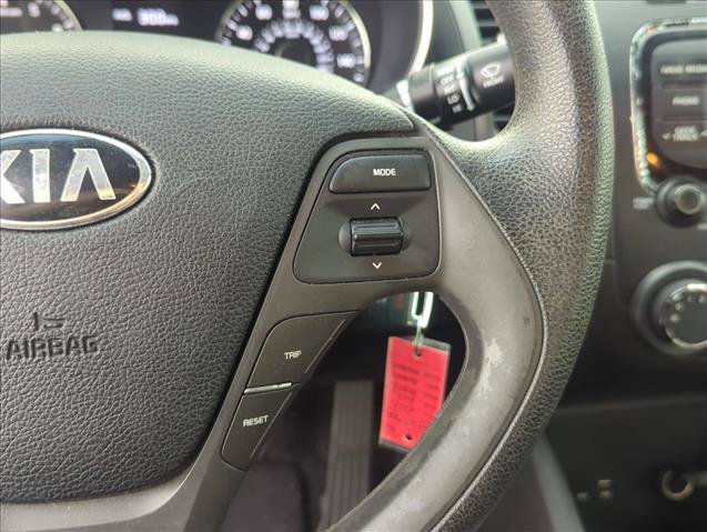 Used 2017 Kia Forte LX FWD image 13